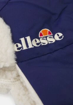 Ellesse Murph Trapper Hat UnisexBerrettoDark Blue Bambini Cappelli & Berretti EL953W00F-K11 -Ellesse f3b3b1d4534641b3873a209f560097e6