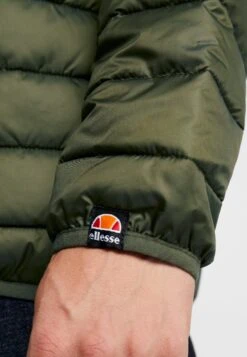 Ellesse LombardyGiacca Da Mezza StagioneRosin Uomo Giacche EL922L007-N11 -Ellesse f4e2b23dfe9a4c339d698df65b4e937a